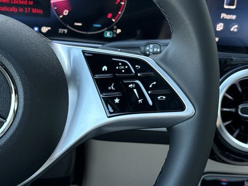 New 2026 Mercedes-Benz GLB 250 image 35