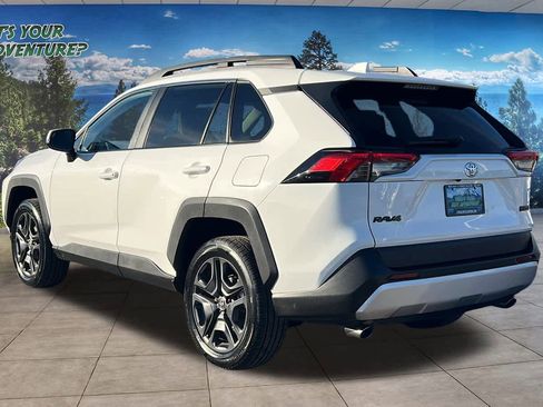 Used 2024 Toyota RAV4 Adventure image 7