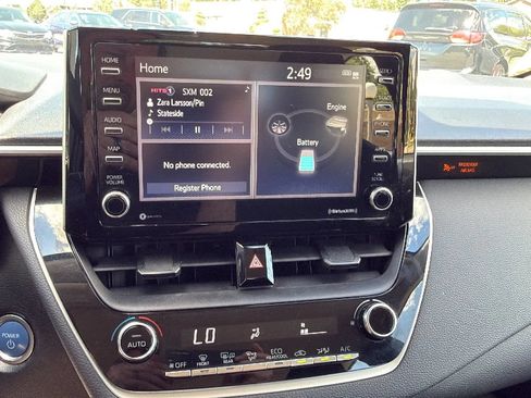 Used 2021 Toyota Corolla LE FWD image 13