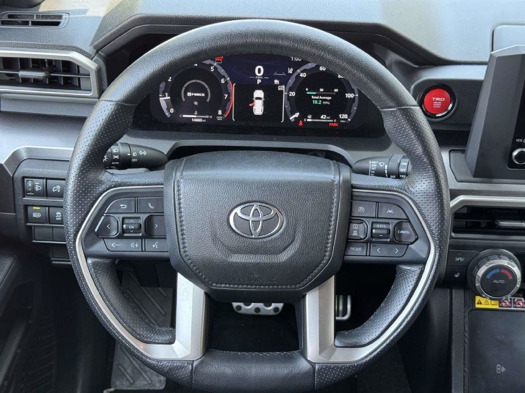 Used 2025 Toyota 4Runner TRD Sport AWD/4WD image 11