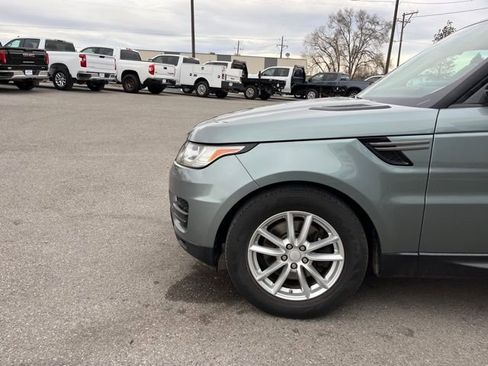 Used 2015 Land Rover Range Rover Sport SE AWD/4WD image 4