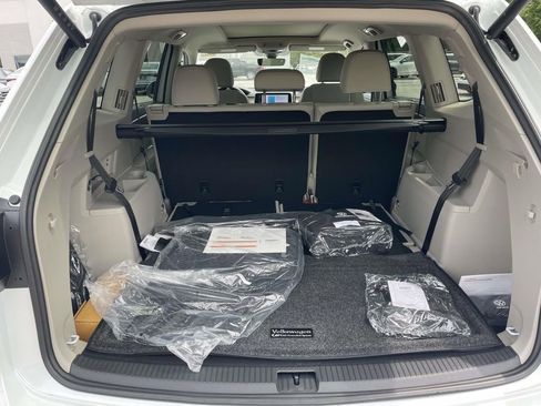 New 2026 Volkswagen Atlas SEL Premium R-Line AWD/4WD image 19