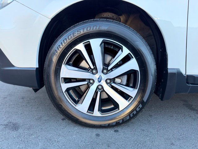 Used 2019 Subaru Outback 2.5i Limited AWD/4WD image 28