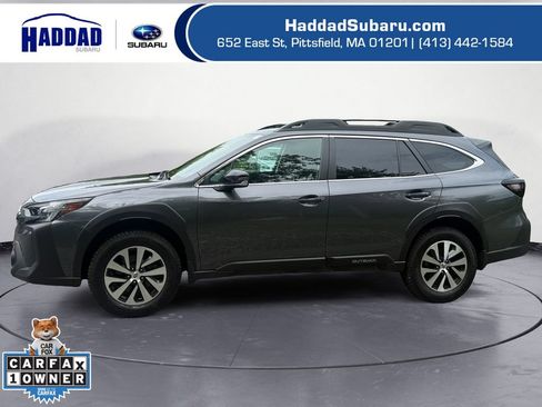 Used 2024 Subaru Outback Premium AWD/4WD image 3