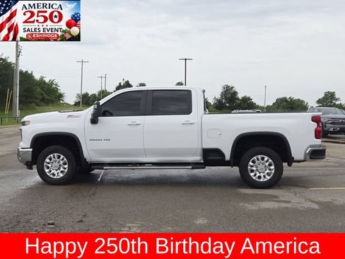 Used 2025 Chevrolet Silverado 2500 LT AWD/4WD image 4