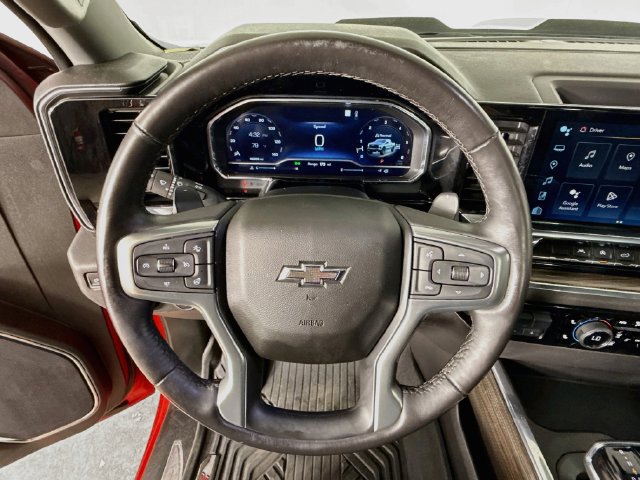 Used 2023 Chevrolet Silverado 1500 LT Trail Boss AWD/4WD image 4