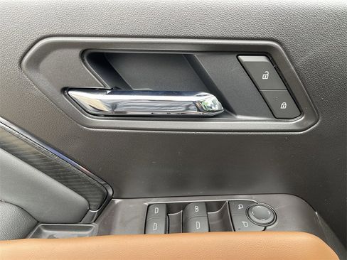 New 2025 GMC Canyon AT4 w/ Nightfall Edition image 23