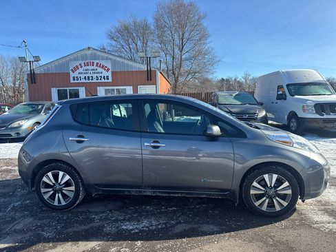 Used 2016 Nissan Leaf SL image 4