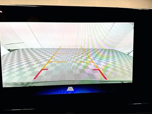 Used 2025 Chevrolet Trax RS w/ Driver Confidence Package image 26