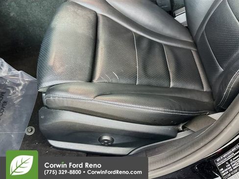 Used 2015 Mercedes-Benz C 300 4MATIC Sedan image 19