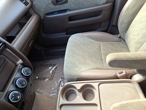 Used 2002 Honda CR-V EX image 24
