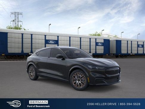 New 2026 Ford Mustang Mach-E Premium image 7