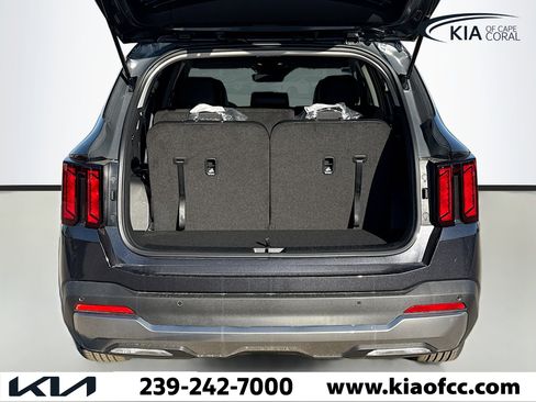 New 2026 Kia Sorento S image 11