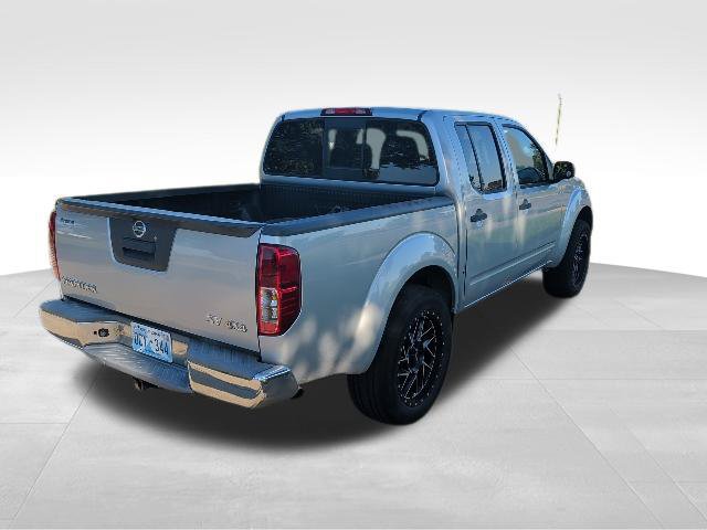 Used 2014 Nissan Frontier SV AWD/4WD image 3