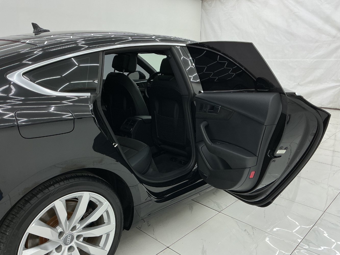Used 2018 Audi A5 2.0T Premium Plus AWD/4WD image 23