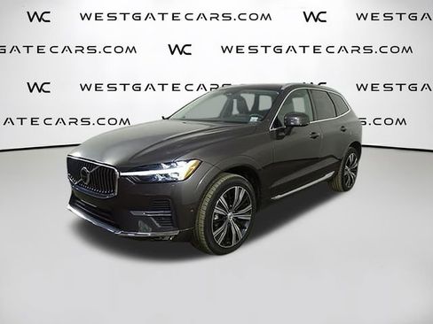 Used 2023 Volvo XC60 B5 Plus image 1