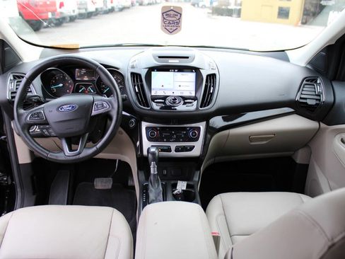 Used 2017 Ford Escape Titanium image 17