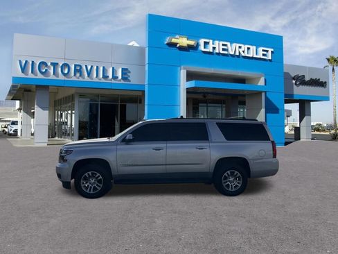 Used 2019 Chevrolet Suburban LT AWD/4WD image 8