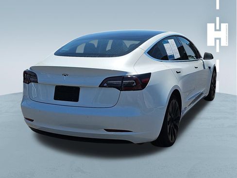 Used 2020 Tesla Model 3 Standard Range Plus RWD image 4