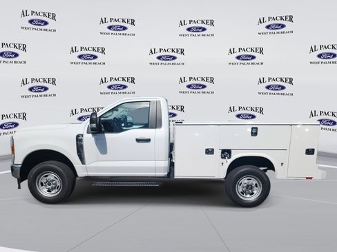 New 2025 Ford F250 XL w/ XL Chrome Package AWD/4WD image 2