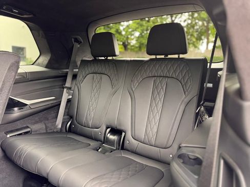 Used 2024 BMW X7 M60i w/ Executive Package AWD/4WD image 25