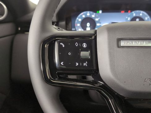 Used 2026 Land Rover Range Rover Evoque Dynamic SE image 15