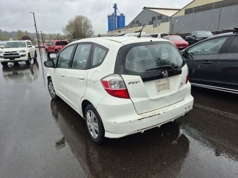 Used 2010 Honda Fit image 4