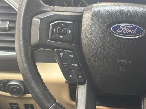 Used 2018 Ford F150 XLT w/ Equipment Group 302A Luxury AWD/4WD image 20