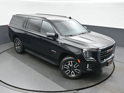 Used 2023 GMC Yukon XL AT4 w/ Max Trailering Package image 32