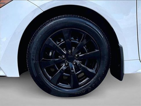 Used 2024 Toyota Corolla LE FWD image 10