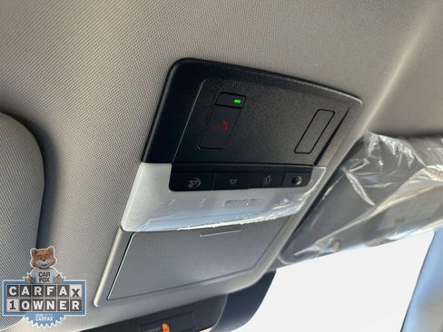 Used 2025 Nissan Pathfinder SL AWD/4WD image 36