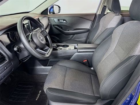Certified 2023 Nissan Rogue SV image 6