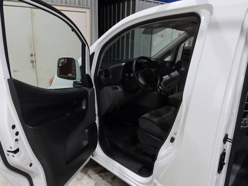 Used 2020 Nissan NV200 SV FWD image 20