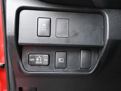 Used 2023 Toyota Tacoma SR5 image 19