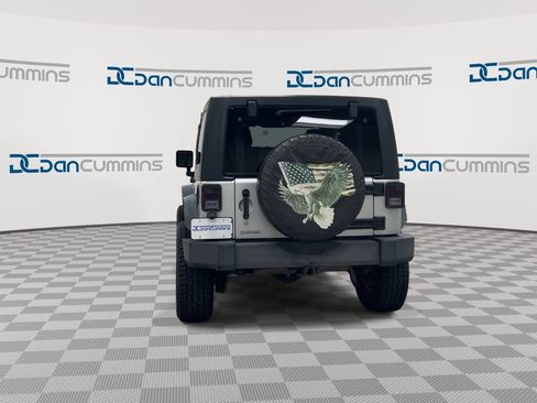 Used 2012 Jeep Wrangler Sport AWD/4WD image 7
