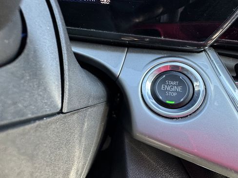 Used 2024 Chevrolet Trax LT w/ Driver Confidence Package image 14