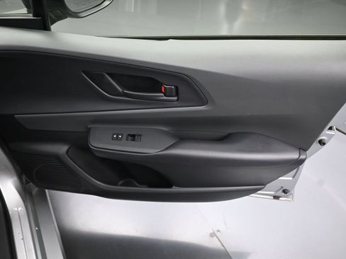 Certified 2024 Toyota Prius LE FWD image 31