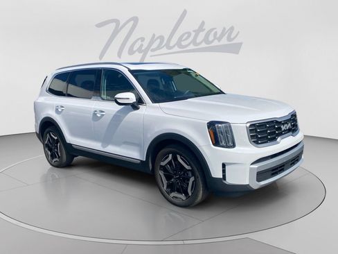 Used 2025 Kia Telluride S FWD image 8