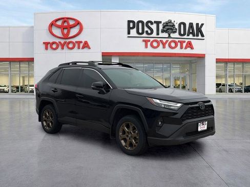 Used 2024 Toyota RAV4 AWD Hybrid image 2