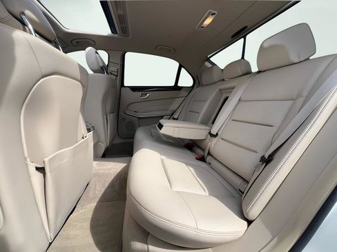 Used 2014 Mercedes-Benz E 350 Sedan image 21