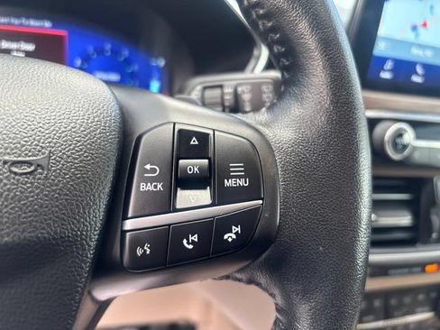 Used 2020 Ford Escape Titanium AWD/4WD image 20