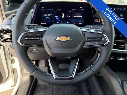 New 2026 Chevrolet Equinox EV LT w/ Comfort Package FWD image 10