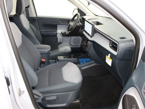 New 2025 Ford Maverick XLT w/ XLT Luxury Package image 27