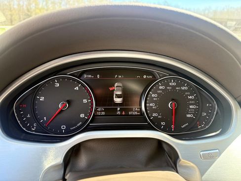 Used 2014 Audi A8 L TDI w/ Premium Package image 12