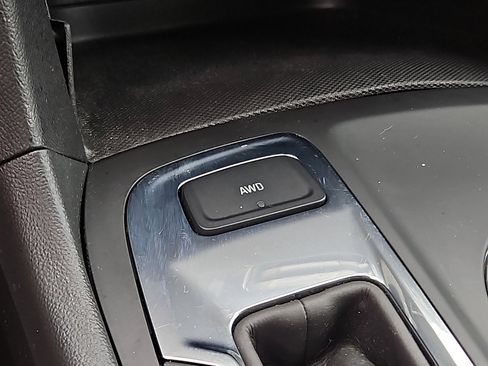 Used 2023 Chevrolet Equinox LS w/ LS Convenience Package AWD/4WD image 24