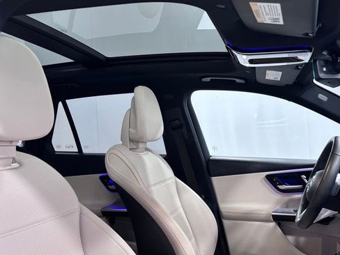 Certified 2023 Mercedes-Benz GLC 300 4MATIC image 19