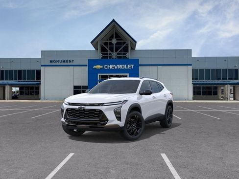 New 2026 Chevrolet Trax ACTIV w/ Sunroof Package FWD image 8