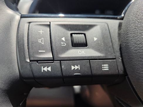 Used 2025 Nissan Pathfinder Platinum w/ Cargo Package FWD image 13
