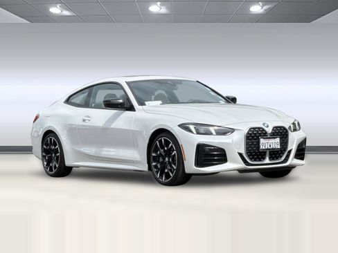 Used 2025 BMW 430i Coupe w/ M Sport Package RWD image 6