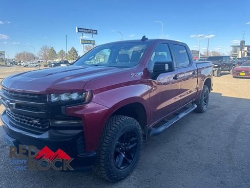 Used 2020 Chevrolet Silverado 1500 LT Trail Boss AWD/4WD image 6